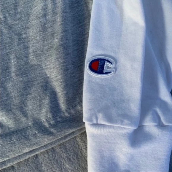 ♻️Champion long sleeve - Picture 2 of 4
